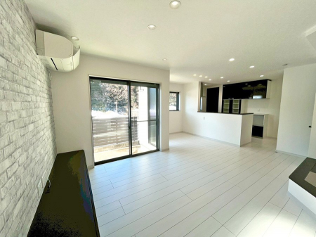 ���r���O�@�����������������Ɠ��ʂɂ���A�e���̋��