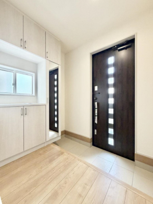 ���ց@������ �V���v���Ŕ������A���K�ȕ�炵�̓����