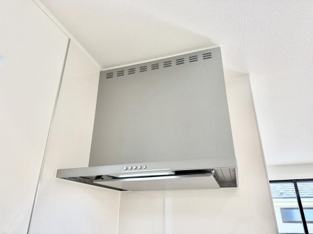 ���̑����ρ@�ݔ����������̏��C����������C��ɗU������A�����I�ɔr�����ł��܂��B