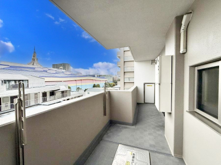 �o���R�j�[�@������ ���R��g�߂Ɋ�����A�J���I�ȃo���R�j�[