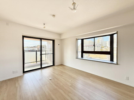 ���r���O�@�������Ƒ��̎��Ԃ��ʂ�A���K�Ŗ��������