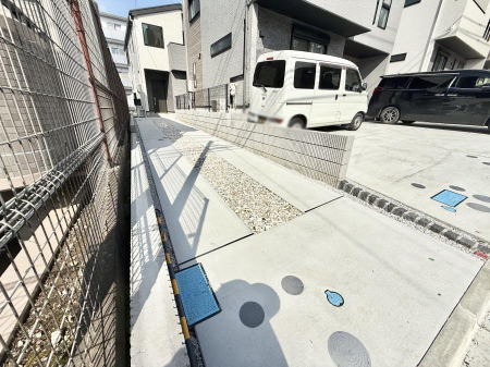 �@�O�ρ��J�[�X�y�[�X�L