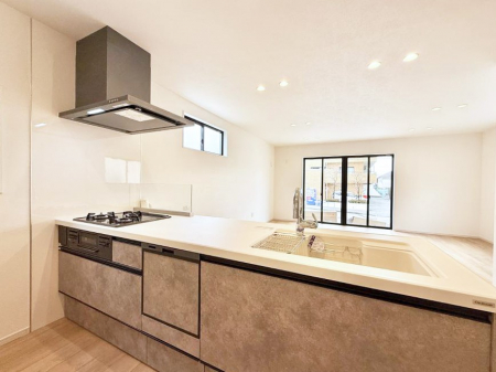 �L�b�`���@���������y���݂ƐH�ׂ�K����͂���L�b�`��