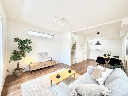 ���r���O�@�������Ƒ��̎��Ԃ��ʂ�A���K�Ŗ��������