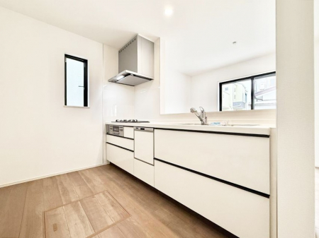 �L�b�`���@���������y���݂ƐH�ׂ�K����͂���L�b�`��