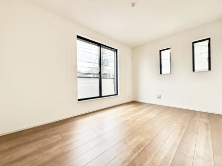 �Q���@���������̔z�u��ʋC���̗ǂ��݌v�ŕ����̋�C�������炸�A��ɐV�N�ȋ�C������܂�