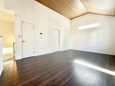 ���r���O�@���������R�Ɖ�b�����܂��A�S�n�悢�ЂƂƂ�