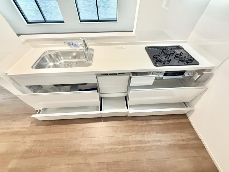 �L�b�`���@�������Ƒ����J��[�߂�A������̂���L�b�`��