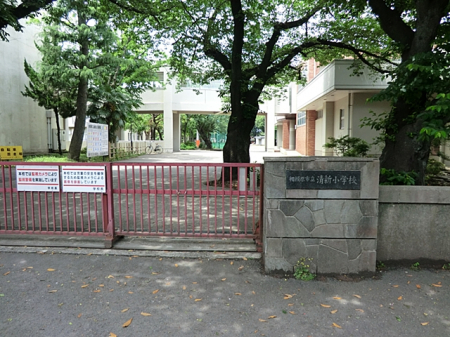 ���ӊ��@���w�Z 800m ���͌��s�����V���w�Z