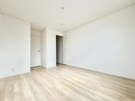 �Q���@���������̔z�u��ʋC���̗ǂ��݌v�ŕ����̋�C�������炸�A��ɐV�N�ȋ�C������܂�