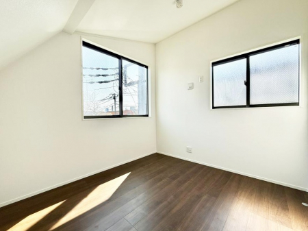 ���̑����ρ@�������Â��ȗm���œǏ����ɏW���ł���ꏊ