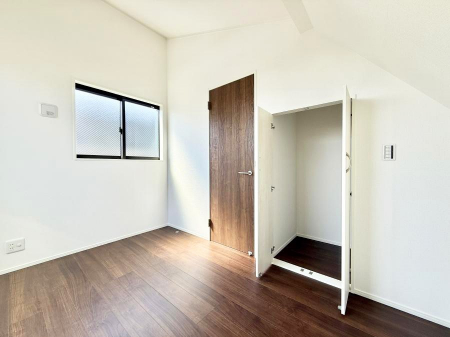 �Q���@���������̔z�u��ʋC���̗ǂ��݌v�ŕ����̋�C�������炸�A��ɐV�N�ȋ�C������܂�