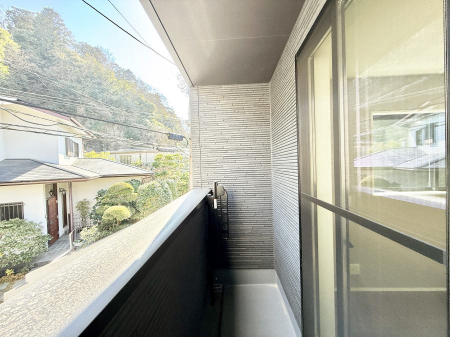 �o���R�j�[�@������ �G�߂̈ڂ낢����������J���I�ȋ�Ԃł�