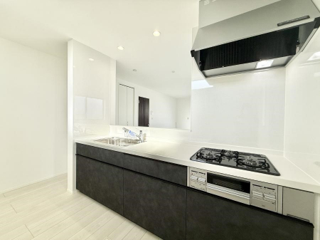 �L�b�`���@�������V���v���Ŕ������S�n�悢���Ԃ𐶂ރL�b�`�����