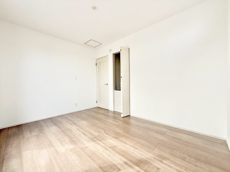 �q�������@�������v���C�x�[�g��ԂƂ��ĐÂ��ŗ�������������񋟂��Ă���܂�