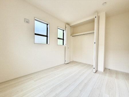 �Q���@����