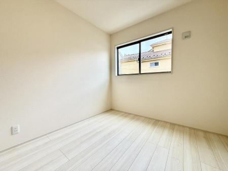 �q�������@����