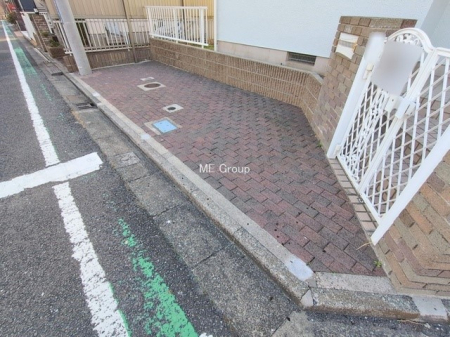 �@�O�ρ�����ɃJ�[�X�y�[�X������Ə�����܂�