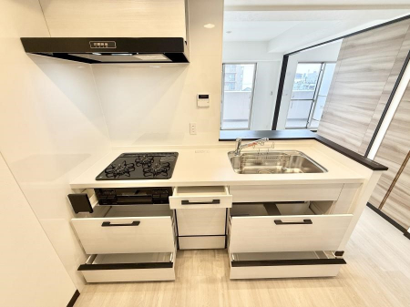 �L�b�`���@�������Ƒ����J��[�߂�A������̂���L�b�`��