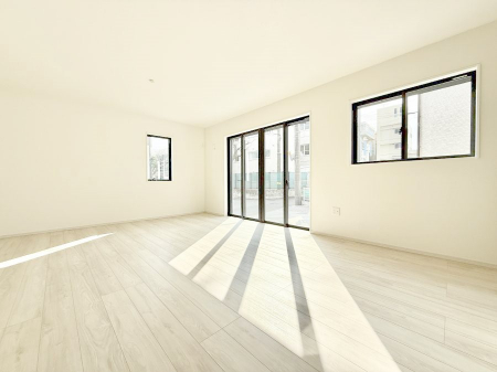 ���r���O�@�������Ƒ��̎��Ԃ��ʂ�A���K�Ŗ��������