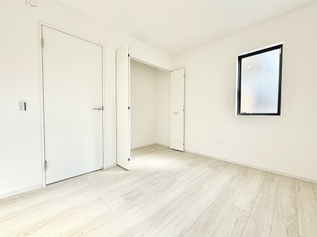 �q�������@�������v���C�x�[�g��ԂƂ��ĐÂ��ŗ�������������񋟂��Ă���܂�