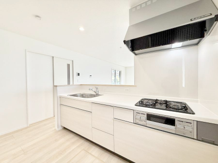 �L�b�`���@�������Ƒ����J��[�߂�A������̂���L�b�`��