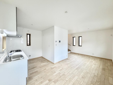 ���r���O�@�������Ƒ��̎��Ԃ��ʂ�A���K�Ŗ��������