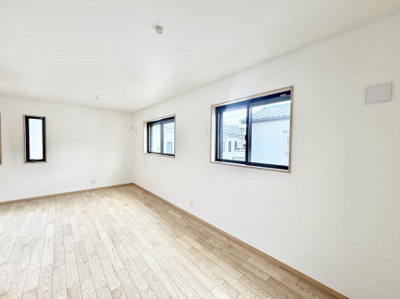 �q�������@�������v���C�x�[�g��ԂƂ��ĐÂ��ŗ�������������񋟂��Ă���܂�