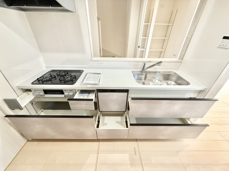 �L�b�`���@�������A�C�f�A�L����A�N���G�C�e�B�u�ȗ������