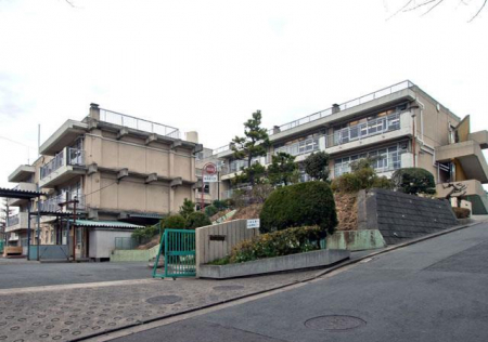 ���ӊ��@���w�Z 1100m ���l�s�����Ò��w�Z