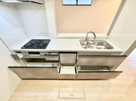 �L�b�`���@�������A�C�f�A�L����A�N���G�C�e�B�u�ȗ������