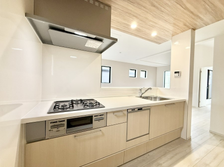 �L�b�`���@�������V���v���Ŕ������S�n�悢���Ԃ𐶂ރL�b�`�����