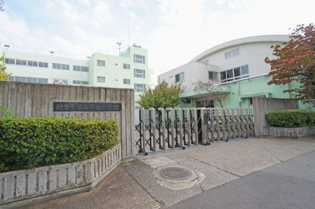 ���ӊ��@���w�Z 600m �������s����\���w�Z