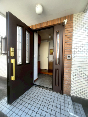 ���ց@�O��