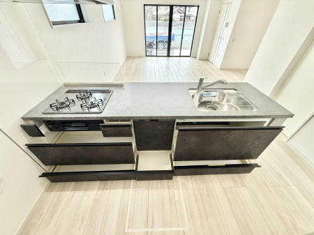 �L�b�`���@�������Ƒ����J��[�߂�A������̂���L�b�`��