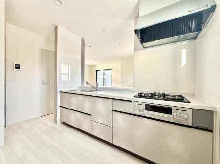 �L�b�`���@�������Ƒ����J��[�߂�A������̂���L�b�`��