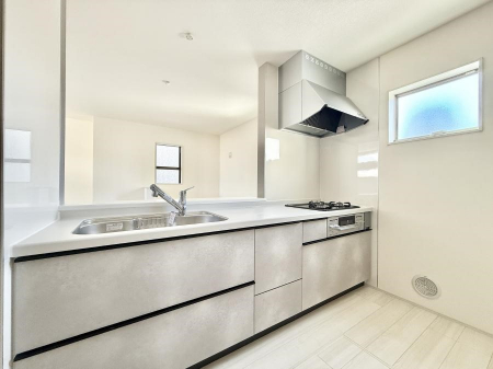 �L�b�`���@���������y���݂ƐH�ׂ�K����͂���L�b�`��