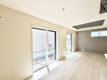 ���r���O�@�������Ƒ��̎��Ԃ��ʂ�A���K�Ŗ��������