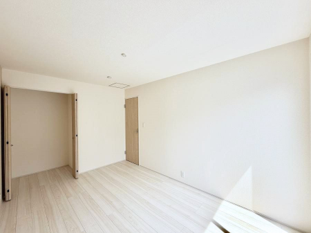 �q�������@�������v���C�x�[�g��ԂƂ��ĐÂ��ŗ�������������񋟂��Ă���܂�