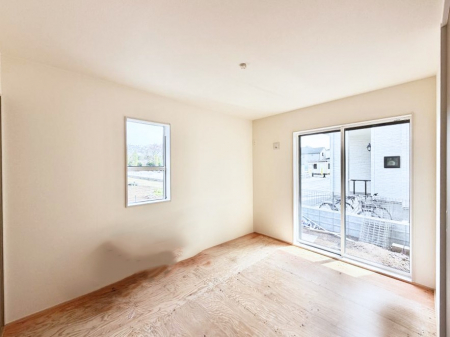 ���r���O�@���������났�ƏΊ炪�W�܂�A�S���܂郊�r���O