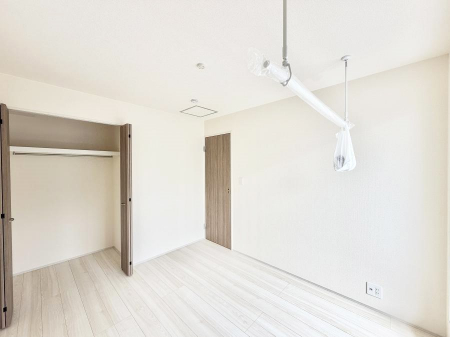 ���̑����ρ@�ݔ����V��⎞�Ԃ��C�ɂ������󕨂������A���O������ߗނ����܂��B