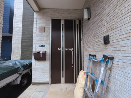 ���ց@�O��