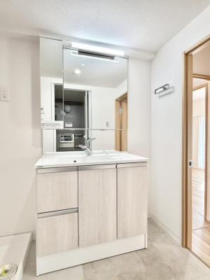 ���ʑ�E���ʏ��@�������Ƒ��݂�Ȃ��g���₷���z�u�ł�