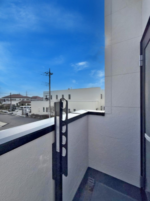 �o���R�j�[�@������ �G�߂̈ڂ낢����������J���I�ȋ�Ԃł�