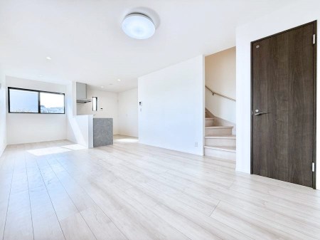 ���r���O�@�������S���������ꏊ�A�������߂����郊�r���O