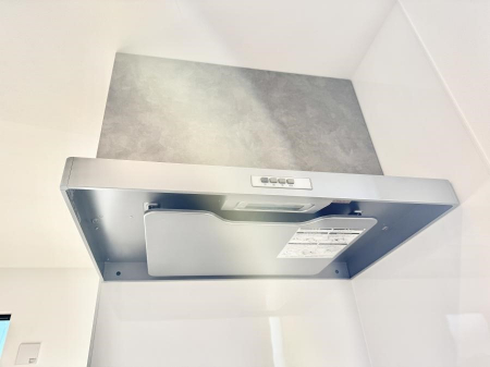 ���̑����ρ@�ݔ����������̏��C����������C��ɗU������A�����I�ɔr�����ł��܂��B