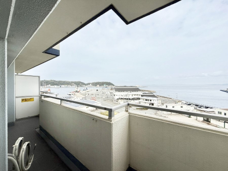 �o���R�j�[�@������ ��𒭂߂Ȃ���A�ق��ƈꑧ������ʂȋ��