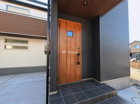 ���ց@�O��