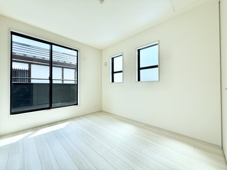 �Q���@����