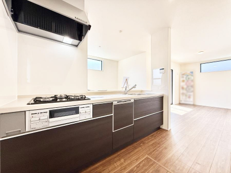 �L�b�`���@�������Ƒ����J��[�߂�A������̂���L�b�`��